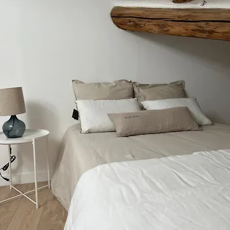 L'escapade Nimoise Lägenhet *