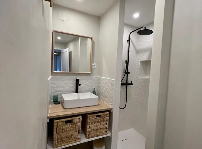 L'escapade Nimoise Apartamento